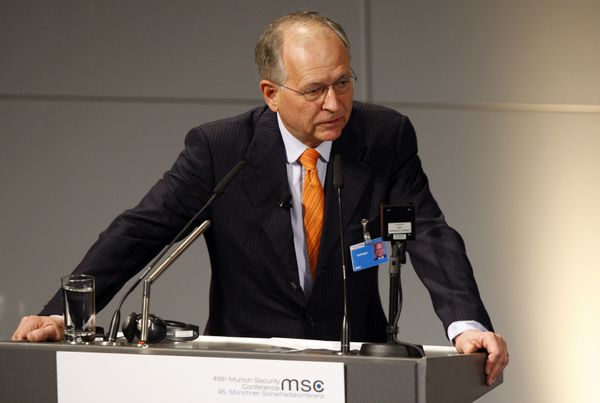 Munich Security Conference Head: Building New Wall Between Russia, West Over Navalny Not Productive Munich Security Conference Head: Building New Wall Between Russia, West Over Navalny Not Productive - Sputnik International