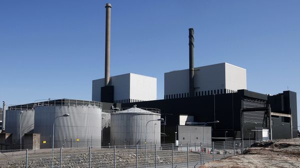 An exterior view of the Oskarshamn nuclear power plant in Oskarshamn, southeastern Sweden (File) An exterior view of the Oskarshamn nuclear power plant in Oskarshamn, southeastern Sweden (File) - Sputnik International