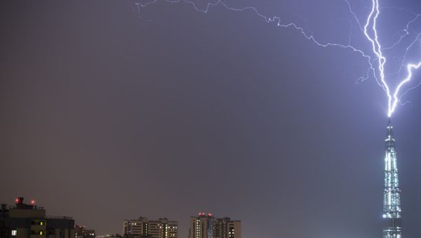 Lakhta Center Remains Still During Storm in St. Petersburg - Sputnik International