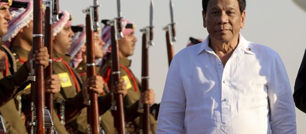 Philippine President Rodrigo Duterte arrives at the Queen Alia Airport in Amman, Jordan, Wednesday, Sept. 5, 2018. - Sputnik International