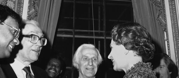 Britain's Queen Elizabeth II, right, talks with Opposition Labour Party leader Michael Foot, second left, during a Commonwealth Day reception at Marlborough House, in London on March 14, 1983. Other people unidentified. (AP Photo/Staff/Dear) Britain's Queen Elizabeth II, right, talks with Opposition Labour Party leader Michael Foot, second left, during a Commonwealth Day reception at Marlborough House, in London on March 14, 1983. Other people unidentified. (AP Photo/Staff/Dear) - Sputnik International