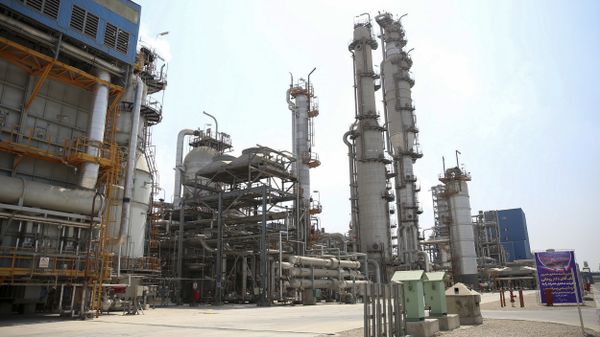 This photo released by official website of the office of the Iranian Presidency shows a part of Pardis petrochemical complex facilities in Assalouyeh on the northern coast of the Persian Gulf, Iran, Tuesday, Sept. 4, 2018.  - Sputnik International