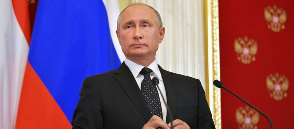 President Vladimir Putin holds a jont press conference with Hungarian Prime Minister Viktor Orban - Sputnik International