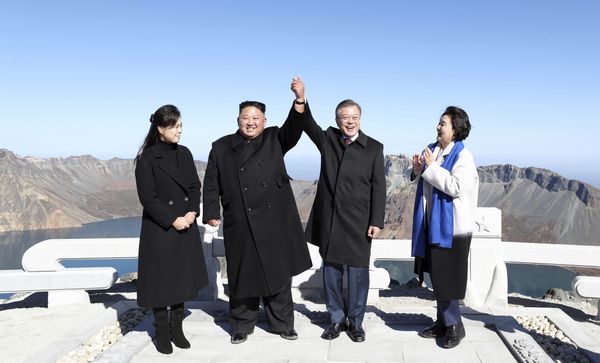 Defectors Who Claimed Kim Jong-un Was Gravely Ill or Dead Apologize for False Speculation Defectors Who Claimed Kim Jong-un Was Gravely Ill or Dead Apologize for False Speculation - Sputnik International