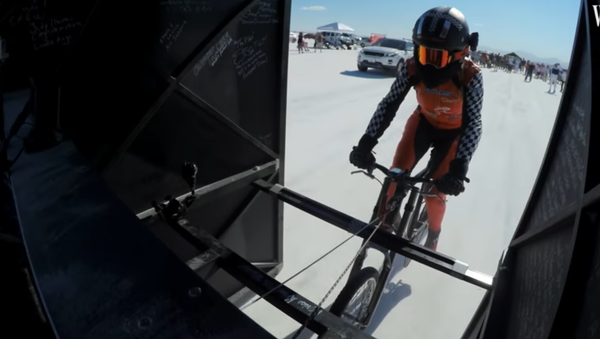 Bicyclist Pedaled 184 MPH - Sputnik International