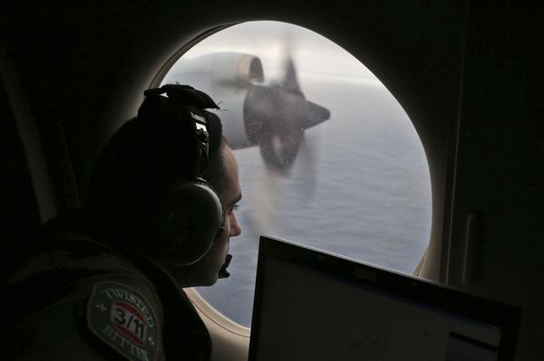 MH370 Flight Could Have Fallen Victim to ‘Electric Takeover from Ground Station,’ Docu Claims MH370 Flight Could Have Fallen Victim to ‘Electric Takeover from Ground Station,’ Docu Claims - Sputnik International