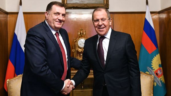 Russian Minister of Foreign Affairs Sergei Lavrov, right, and the President of Republika Srpska Milorad Dodik at a meeting in Moscow. - Sputnik International