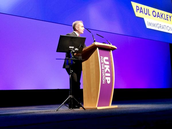 No Apologies: New Manifesto Policy Will Reclaim Borders, Curb Immigration - UKIP - Sputnik International