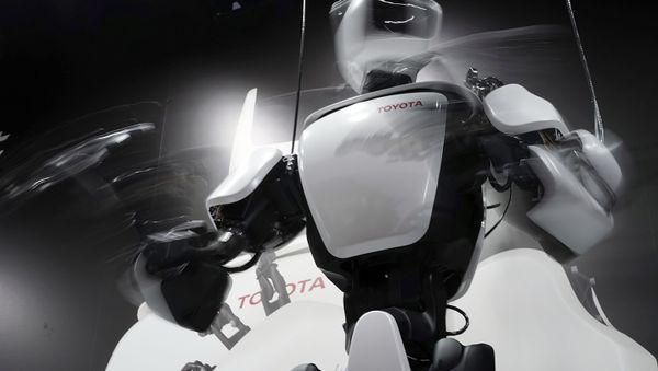 A Japanese-built human-controlled robot. Japan leads the world in robotics development. - Sputnik International