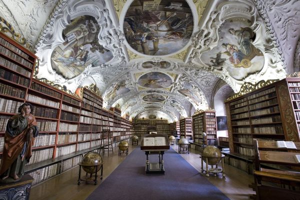 Strahov Theological Hall - Original Baroque Cabinets, Prague. - Sputnik International