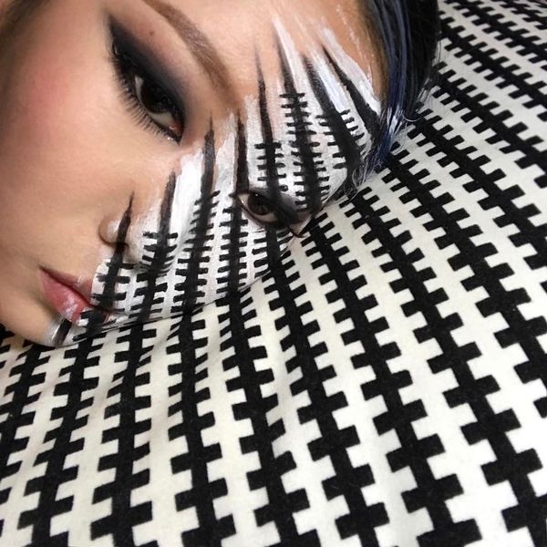 Beautiful Chimera: South Korean Artist Paints Optical Illusions on Her Face - Sputnik International