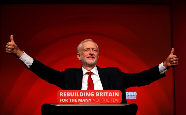 Pro-Corbyn Group Calls to 'Shut Down Streets & Block Roads' Over Parliament Suspension - Report - Sputnik International