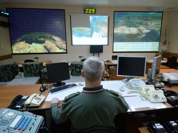 ‘Over in Under a Minute’: Commander Divulges How Quickly Moscow’s Defences Can Thwart Missile Attack - Sputnik International