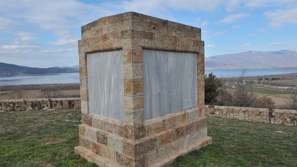 The Memorial at the British Cemetery overlooking Lake Doiran in northern Greece. Dorian is known as the Bulgarian Verdun - Sputnik International