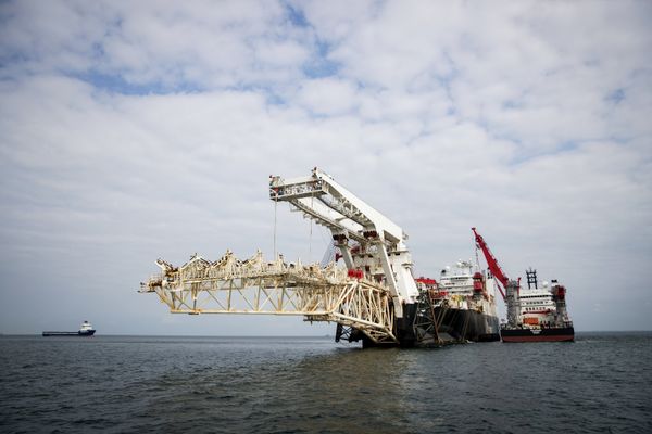 Nord Stream 2 pipeline construction underway in Finnish waters in the Baltic Sea. - Sputnik International