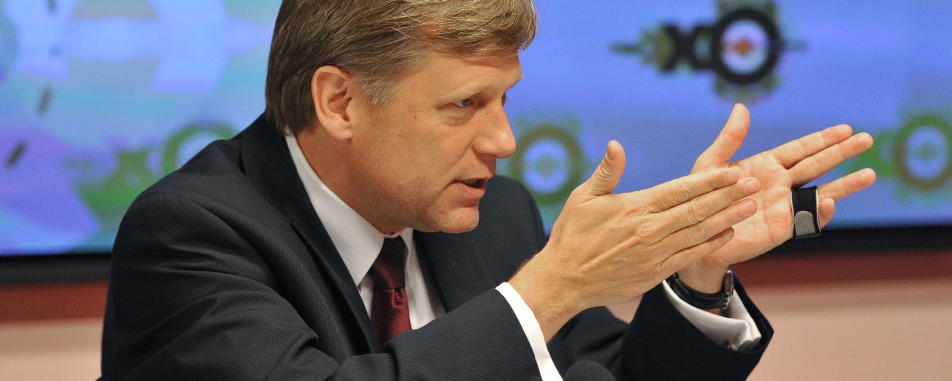 Michael McFaul back during his days as the US's ambassador to Russia. - Sputnik International, 1920, 10.03.2023