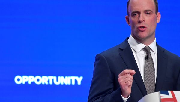 Britain's Secretary of State for Exiting the European Union Dominic Raab delivers his keynote address to the Conservative Party Conference in Birmingham, Britain, October 1, 2018. Britain's Secretary of State for Exiting the European Union Dominic Raab delivers his keynote address to the Conservative Party Conference in Birmingham, Britain, October 1, 2018. - Sputnik International