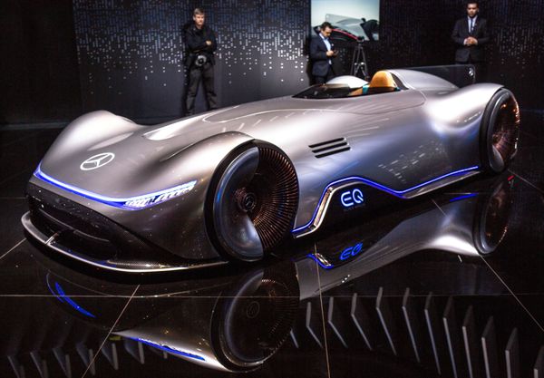 Fast and Furious: Latest Cars Presented at 2018 Paris Motor Show - Sputnik International