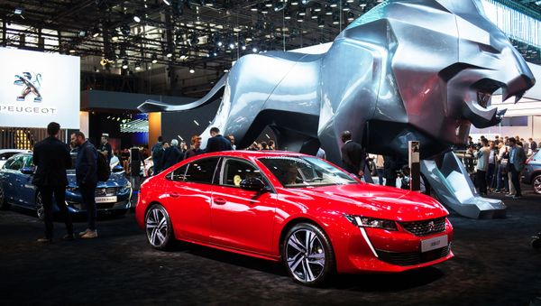 Fast and Furious: Latest Cars Presented at 2018 Paris Motor Show - Sputnik International