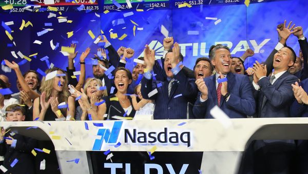 Confetti falls to celebrate IPO of British Columbia-based Tilray Inc., a major Canadian marijuana grower July 19, 2018. - Sputnik International