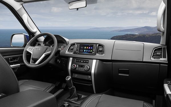 UAZ Patriot interior. UAZ Patriot interior. - Sputnik International