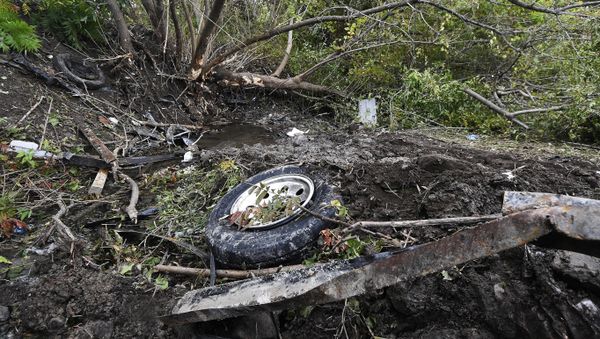 Debris scatters an area Sunday, Oct. 7, 2018, at the site of yesterday's fatal crash Schoharie, N.Y. - Sputnik International