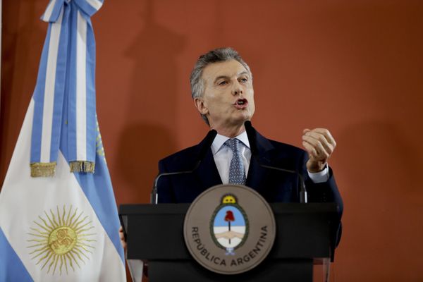 Argentina's Peso Drops by Almost 11% After Slight Improvement - Bank Data Argentina's Peso Drops by Almost 11% After Slight Improvement - Bank Data - Sputnik International