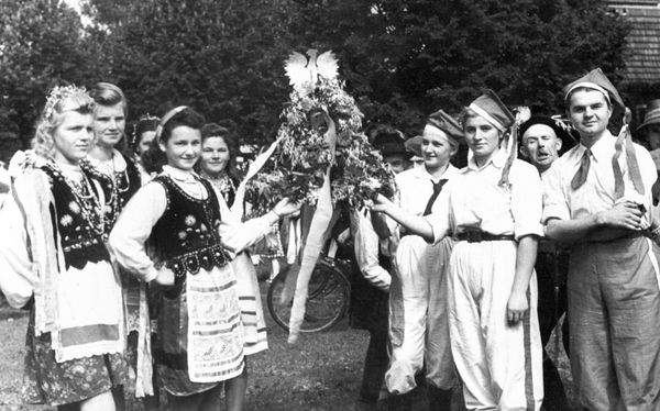 Polish Peasants After WWII Polish Peasants After WWII - Sputnik International