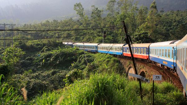 Next Stop, Wonder: Most Astonishing Train Routes of the World - Sputnik International