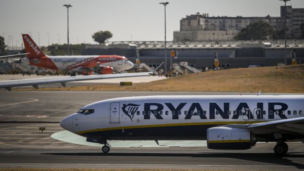 A Ryanair plane is pictured at Humberto Delgado airport in Lisbon on October 3, 2018. - Sputnik International