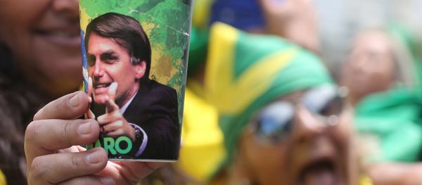 A supporter of Jair Bolsonaro - Sputnik International