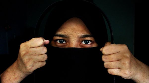 A woman wearing a hijab A woman wearing a hijab - Sputnik International