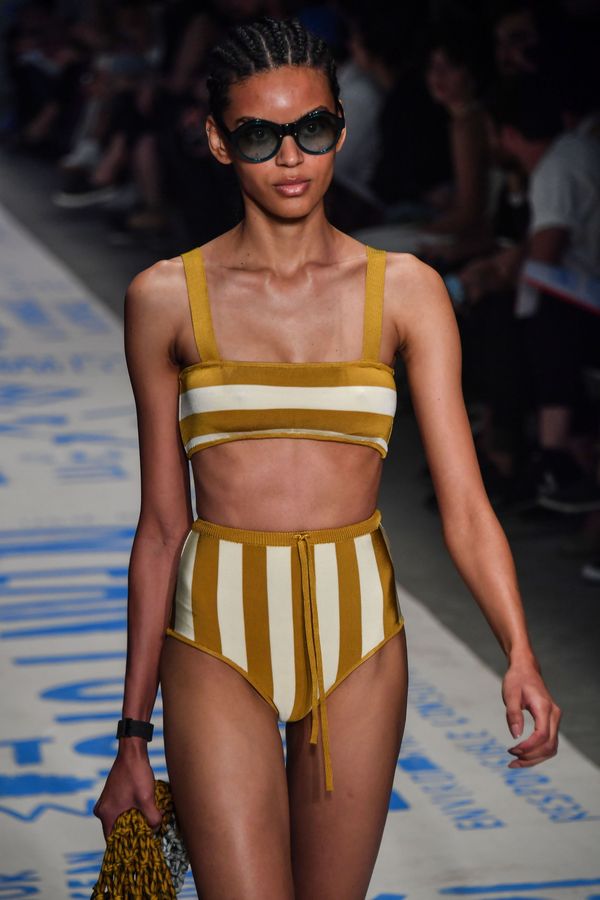 Putting the ‘S’ in Sizzle: Models Parade on Catwalk at Brazil Fashion Week - Sputnik International