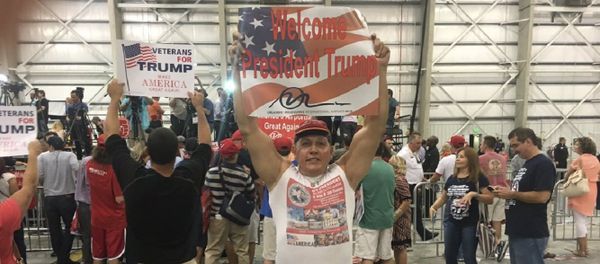 Cesar Sayoc was arrested on suspicion of being behind a slew of pipe bombs shipped through the mail to prominent democrats. - Sputnik International