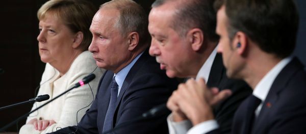 German Chancellor Angela Merkel, Russian President Vladimir Putin, Turkish President Tayyip Erdogan and French President Emmanuel Macron attend a news conference at the Syria summit in Istanbul, Turkey, October 27 2018. - Sputnik International