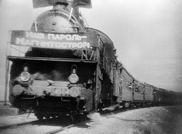 Back to USSR: Sneak Peek of Soviet Youth's Daily Life Back to USSR: Sneak Peek of Soviet Youth's Daily Life - Sputnik International