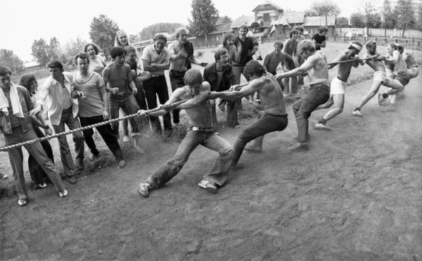 Back to USSR: Sneak Peek of Soviet Youth's Daily Life Back to USSR: Sneak Peek of Soviet Youth's Daily Life - Sputnik International
