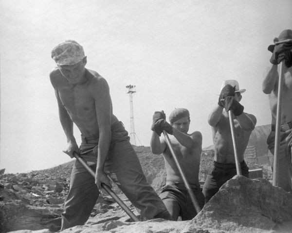 Back to USSR: Sneak Peek of Soviet Youth's Daily Life Back to USSR: Sneak Peek of Soviet Youth's Daily Life - Sputnik International