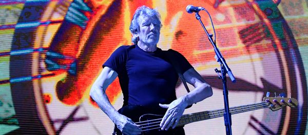 British musician Roger Waters performs at the Stadthalle in Vienna, Austria, on May 16, 2018. - Sputnik International