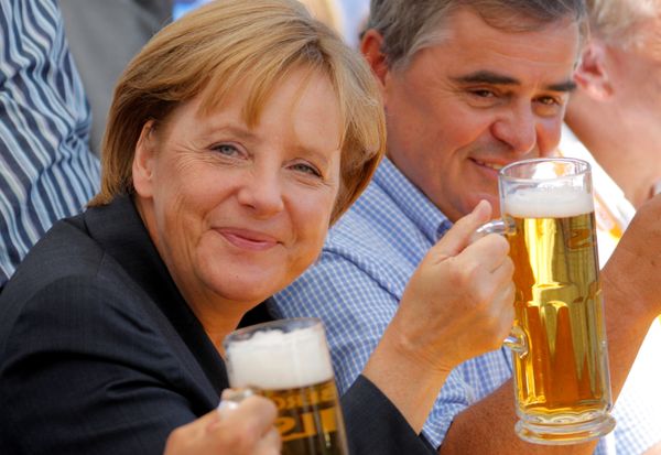 Gazing Into the Past: A Brief Chronicle of Angela Merkel's Political Career Gazing Into the Past: A Brief Chronicle of Angela Merkel's Political Career - Sputnik International