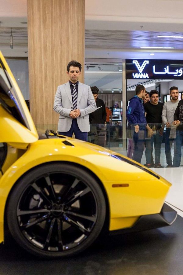 Masoud Moradi and his Iranian Lamborghini clone. - Sputnik International