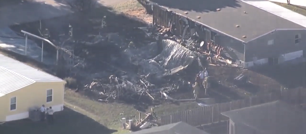 Smoldering aftermath of a gyroplane crash in Sebring, Florida - Sputnik International
