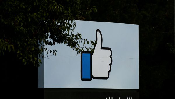 The entrance sign to Facebook headquarters is seen in Menlo Park, California, on Wednesday, October 10, 2018 The entrance sign to Facebook headquarters is seen in Menlo Park, California, on Wednesday, October 10, 2018 - Sputnik International