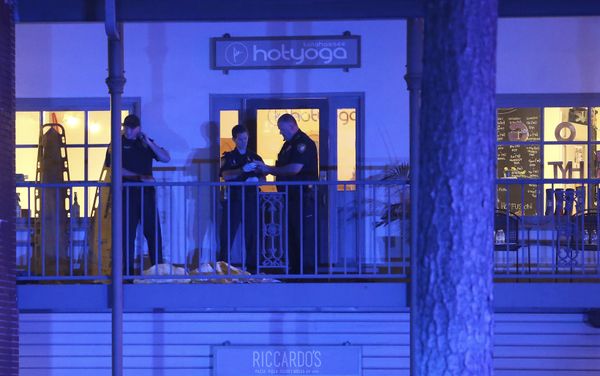 Police investigators work the scene of a shooting, Friday, Nov. 2, 2018, in Tallahassee, Fla. - Sputnik International