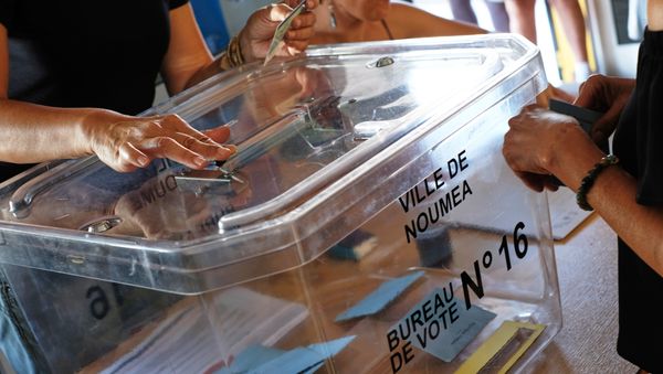 People cast their ballots for or against the independence of New Caledonia, November 4, 2018, in Noumea, New Caledonia. November 4, 2018 People cast their ballots for or against the independence of New Caledonia, November 4, 2018, in Noumea, New Caledonia. November 4, 2018 - Sputnik International