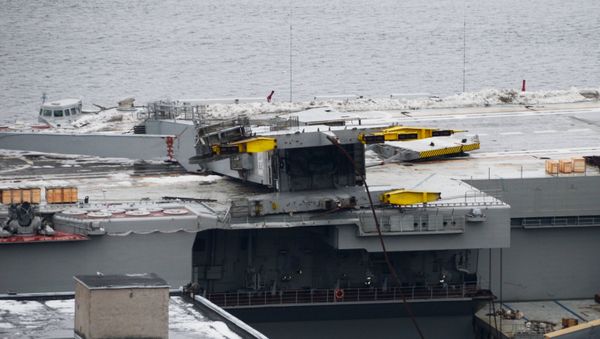 The cruiser Admiral Kuznetsov at ship repair plant - Sputnik International