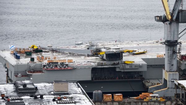 The cruiser Admiral Kuznetsov at ship repair plant - Sputnik International