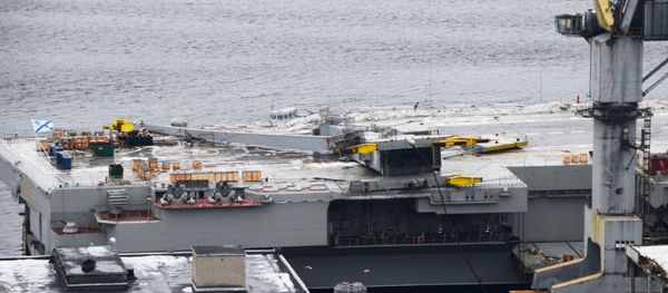 The cruiser Admiral Kuznetsov at ship repair plant The cruiser Admiral Kuznetsov at ship repair plant - Sputnik International