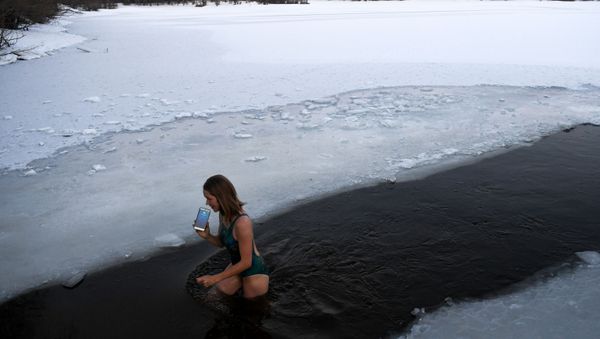 Winter is Coming: First Autumn Frost Arrives in Siberia - Sputnik International