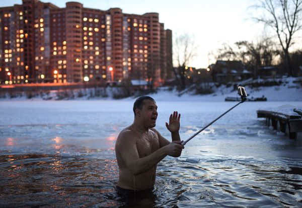 Winter is Coming: First Autumn Frost Arrives in Siberia - Sputnik International